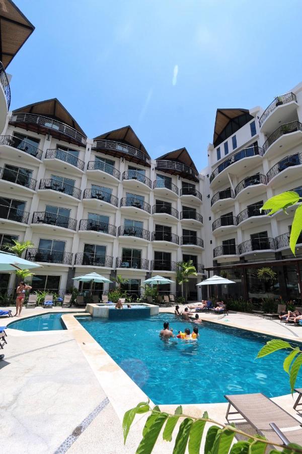 Pacific Suites Boutique Hotel And Bistro Хако Екстер'єр фото